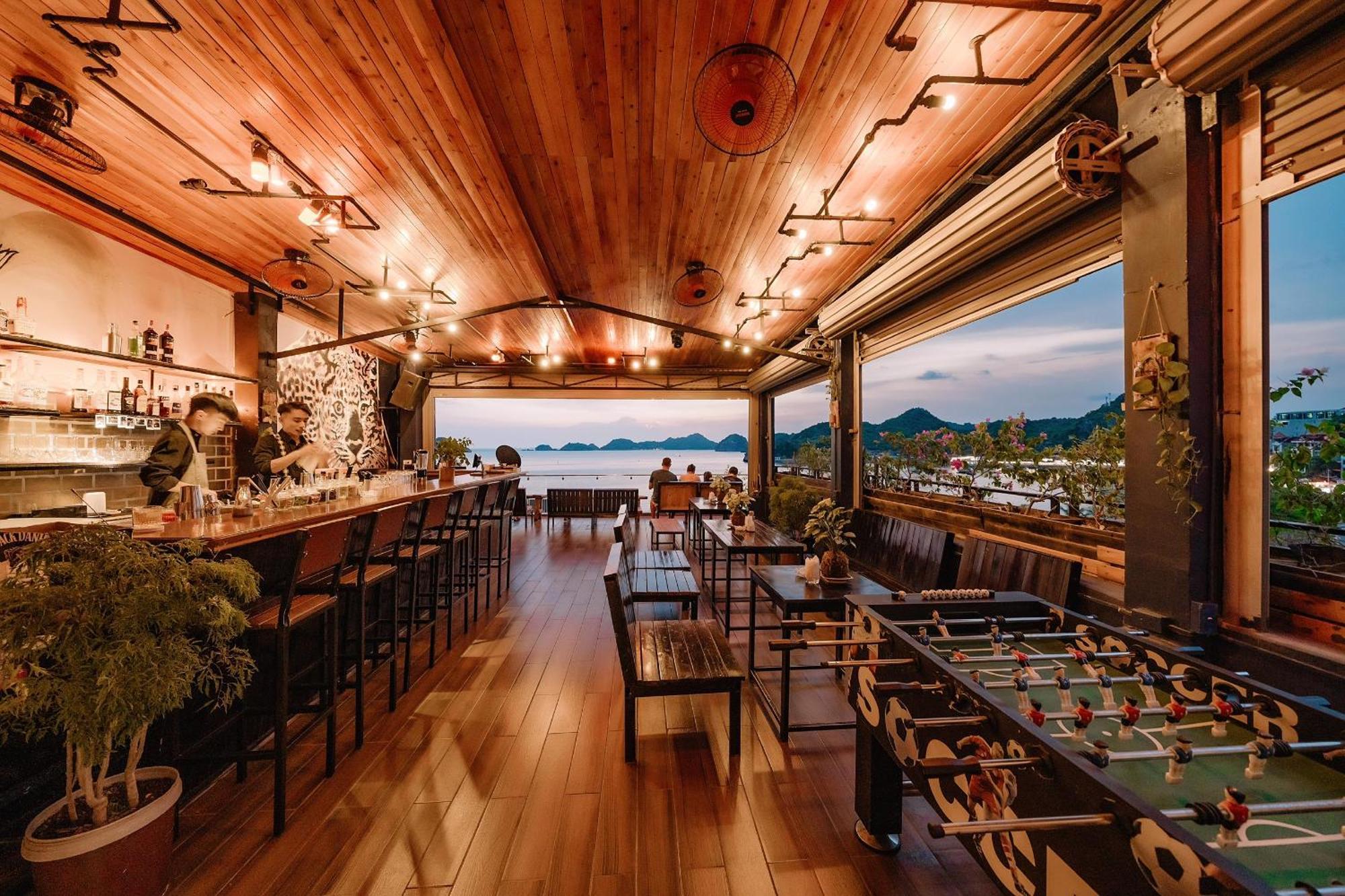 Catba Pod Hostel - Restaurant And Rooftop Bar Dong Khe Sau Экстерьер фото